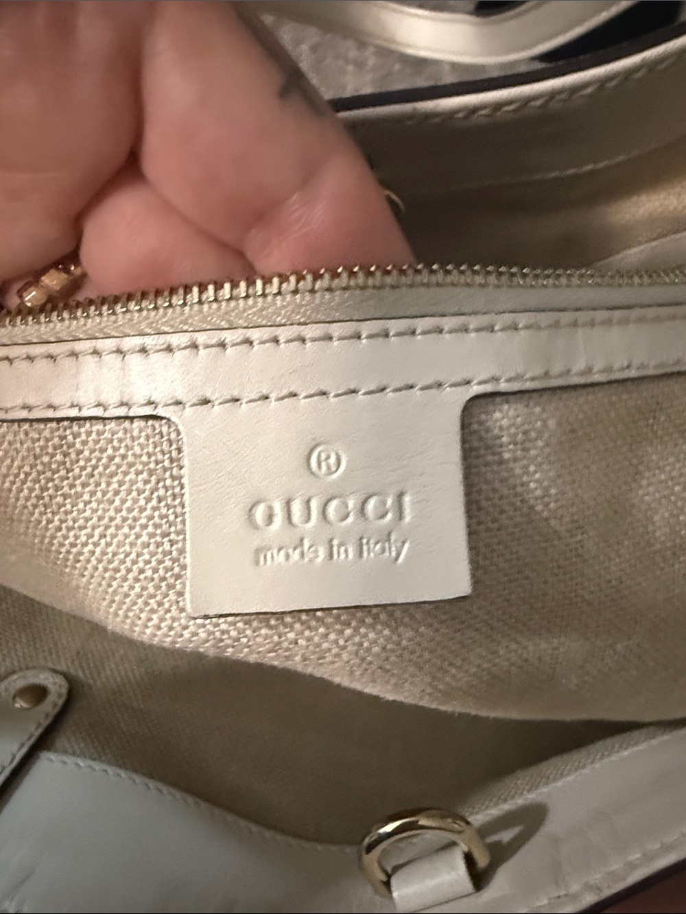 Gucci “Love The Earth” Canvas Tote Bag - Picture 14 of 16